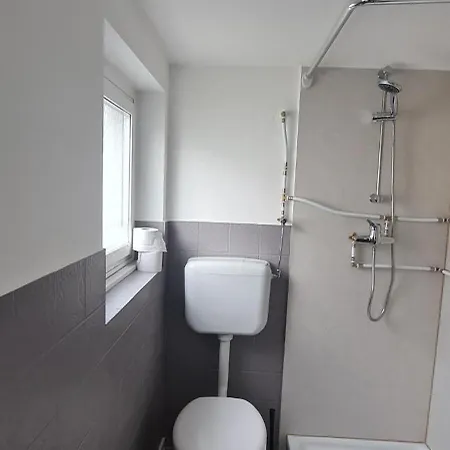 St07-09 Monteurwohnung In *